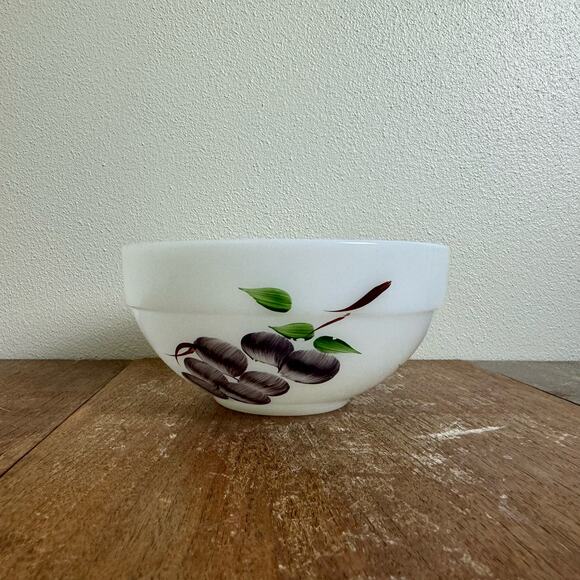 Gay Fad FIRE KING # 10 Oven‎ Ware White Glass Fruit Pattern Mixing Bowl - Picture 1 of 7